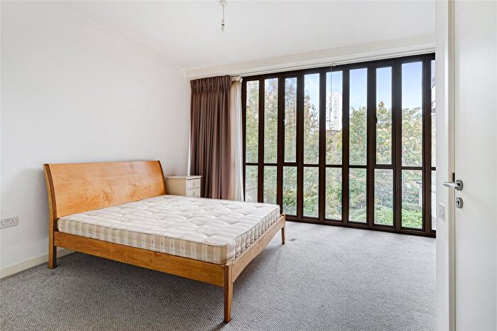 2 Bedroom Apartment To Rent In Cabanel Place, Lollard Street, London, SE11