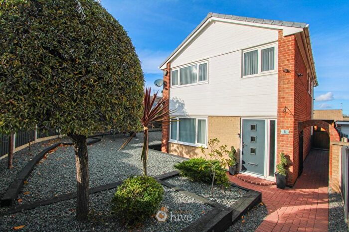 3 Bedroom Detached House For Sale In Spilsby Close, Cantley, Doncaster, DN4