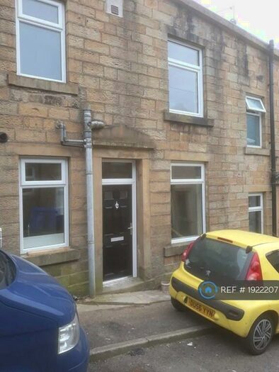 3 Bedroom Terraced House To Rent In Russell Street, Bacup, OL13