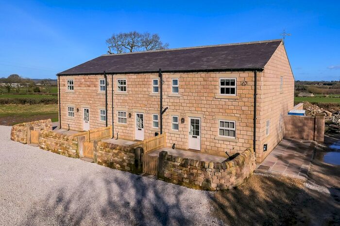 2 Bedroom Cottage To Rent In Spruisty Grange Farm, Ripon Road, HG3