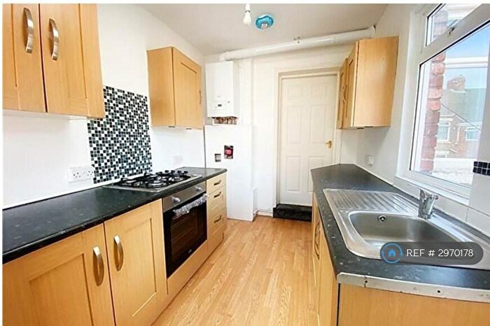 3 Bedroom Flat To Rent In Myrtle Grove, Wallsend, NE28