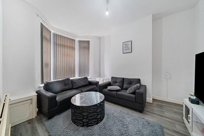 4 Bedroom Terraced House For Sale In Malvern Road, Liverpool, L6