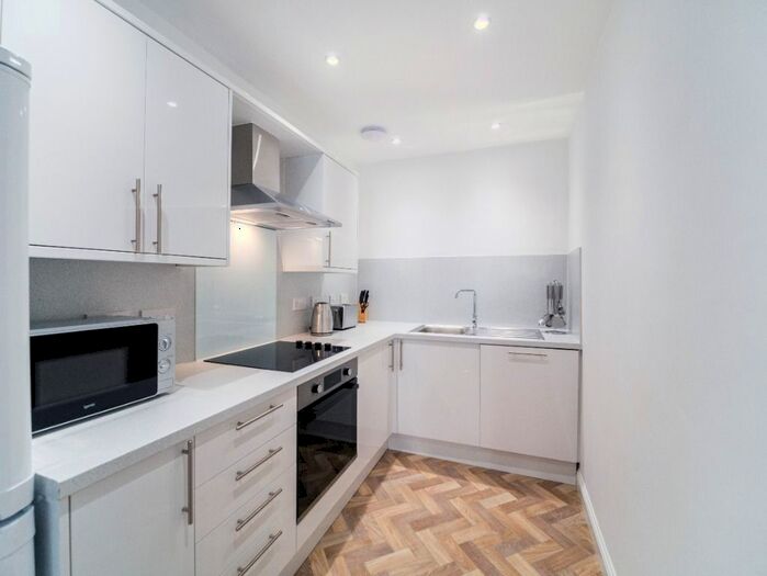 2 Bedroom Flat To Rent In Finlay Drive, Dennistoun, Glasgow, G31