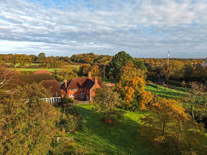 4 Bedroom Link Detached House For Sale In Goose Green Lane, Thakeham, RH20