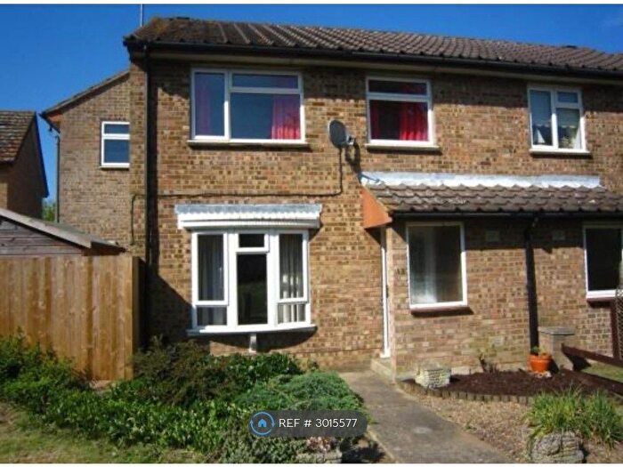 4 Bedroom End Terrace House To Rent In Claygate, Maidstone, ME15