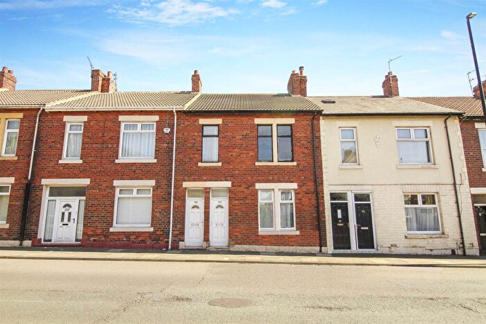 2 Bedroom Flat For Sale In Norham Road, North Shields, NE29