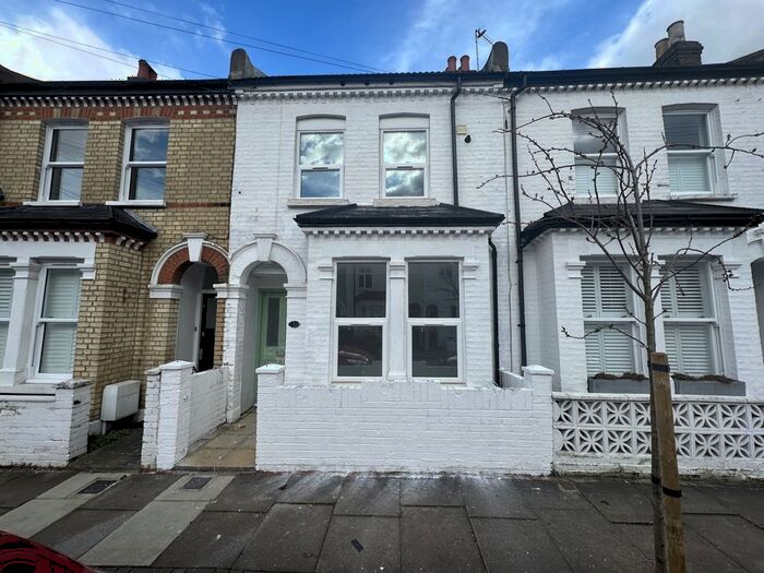 5 Bedroom Terraced House To Rent In Hereward Road, SW17