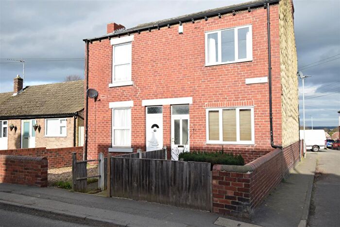 2 Bedroom Semi Detached House To Rent In Lee Brigg, Altofts, WF6