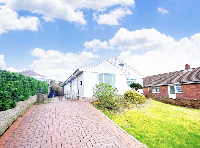 3 Bedroom Detached Bungalow For Sale In Pen Yr Yrfa, Morriston, Swansea, City And County Of Swansea., SA6