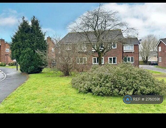 1 Bedroom Flat To Rent In Millersdale Court, Glossop, SK13