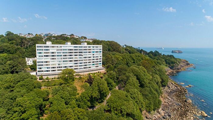 2 Bedroom Flat To Rent In Ilsham Marine Drive, Torquay, TQ1