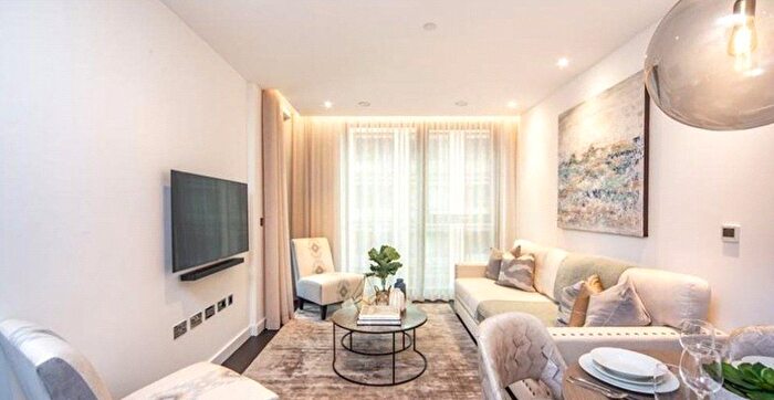 2 Bedroom Flat To Rent In Thornes House, Charles Clowes Walk, Nine Elms, London, SW11