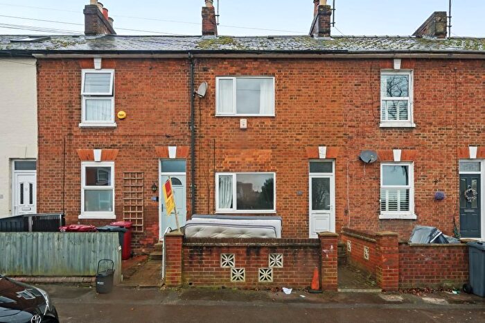 3 Bedroom Terraced House To Rent In George Street, Reading, RG1