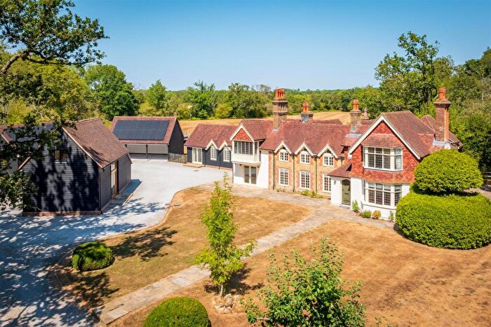 6 Bedroom Detached House To Rent In Knowle Lane, Cranleigh, GU6