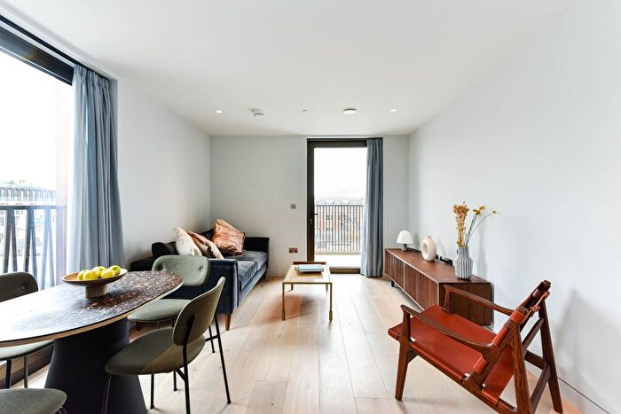 2 Bedroom Flat To Rent In Carnaby Lofts, Ganton Street, London, Greater London, Soho, W1F