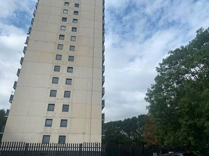 3 Bedroom Apartment To Rent In Candia Towers, Jason Street, L5