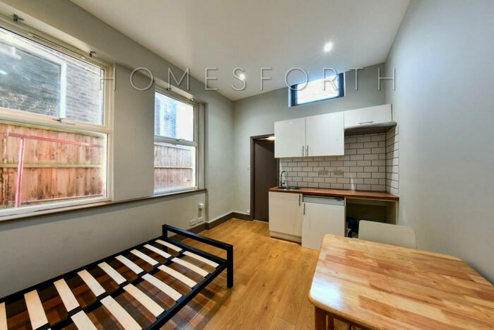 Studio To Rent In Fordwych Road, Kilburn, NW2