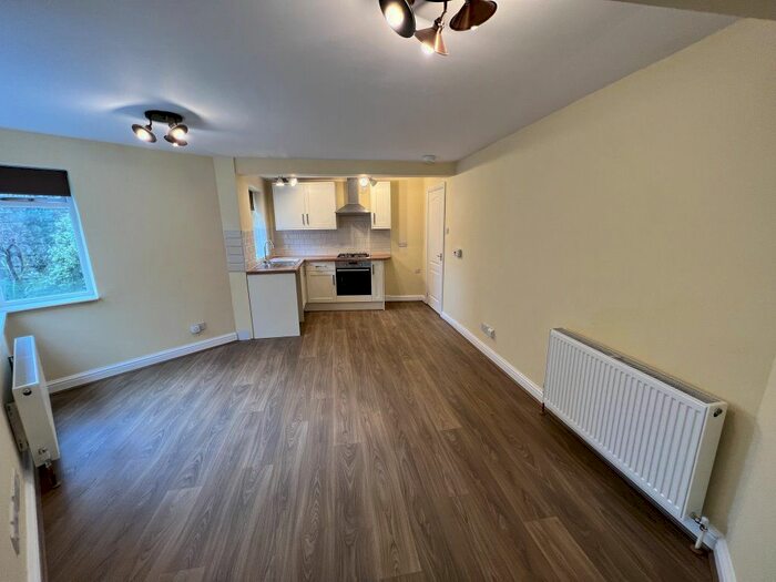 2 Bedroom Semi-Detached House To Rent In Park Parade, Harrogate, HG1