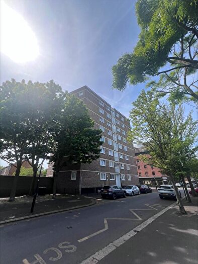 1 Bedroom Apartment To Rent In Glenister Street, London, E16