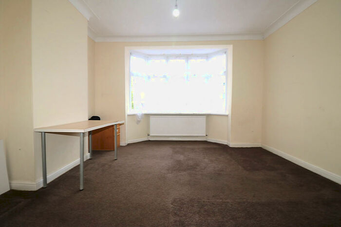 3 Bedroom Terraced House To Rent In Martley Drive, Ilford, Essex, IG2