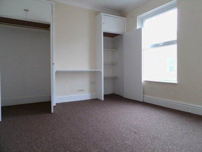 2 Bedroom End Of Terrace House To Rent In Victoria Street, Caernarfon, Gwynedd, LL55