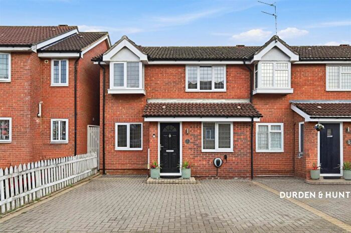 3 Bedroom End Of Terrace House For Sale In Ranger Walk, Colchester, CO3
