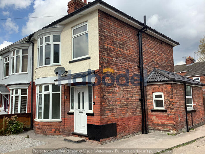 3 Bedroom Semi-Detached House To Rent In The Avenues, Hull, HU5