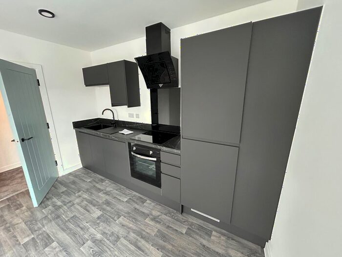 2 Bedroom Flat To Rent In Burlington Street, Chesterfield, S40