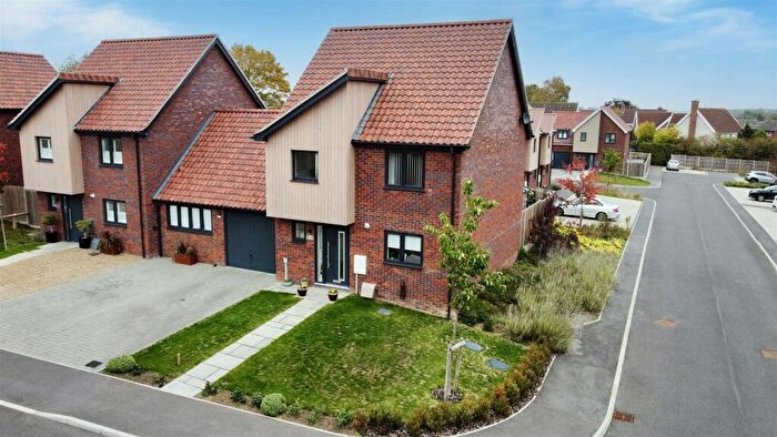 3 Bedroom Link Detached House For Sale In Barn Field Drive, Needham Market, IP6