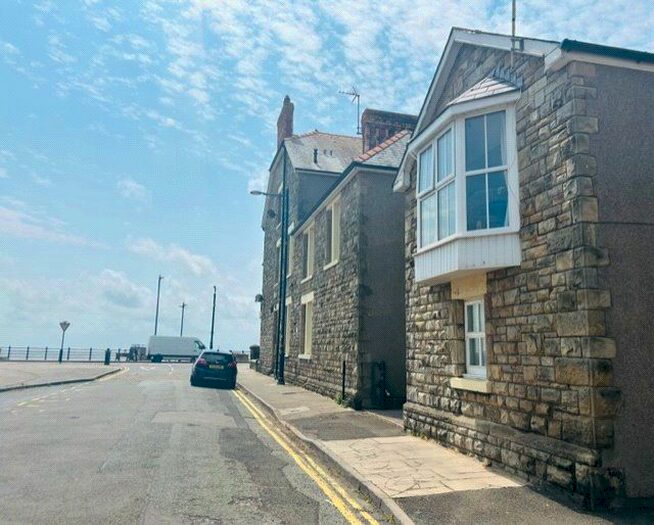 1 Bedroom Flat To Rent In Westward Ho, The Esplanade, Porthcawl, CF36