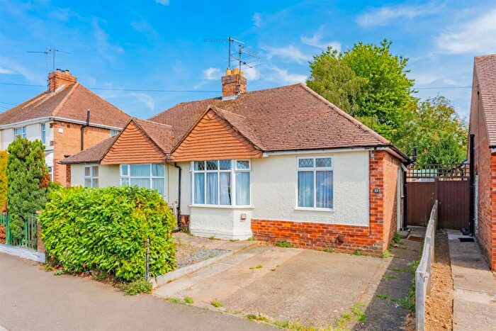 2 Bedroom Semi-Detached Bungalow For Sale In - Bryant Road, Kettering, NN15