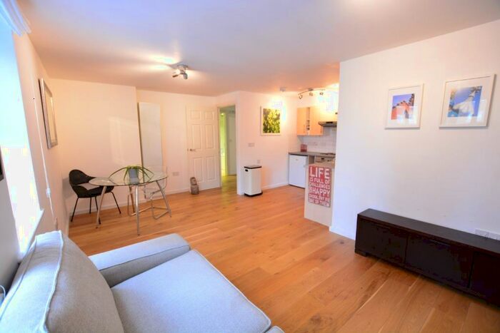 1 Bedroom Flat To Rent In Blackman Street, Brighton, BN1
