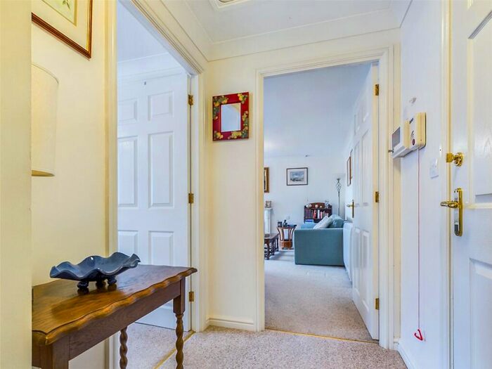 1 Bedroom Apartment For Sale In Seward Court, - Lymington Road, Christchurch, Dorset, BH23