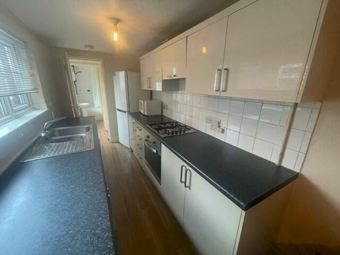 4 Bedroom Terraced House To Rent In Scorer Street, Lincoln, LN5