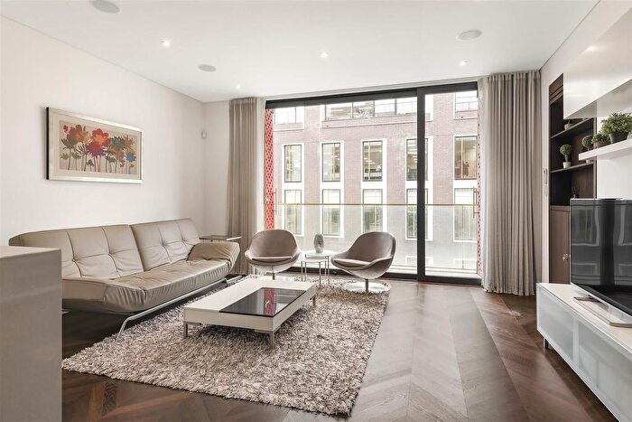 2 Bedroom Flat To Rent In Hanover Street, London, W1S
