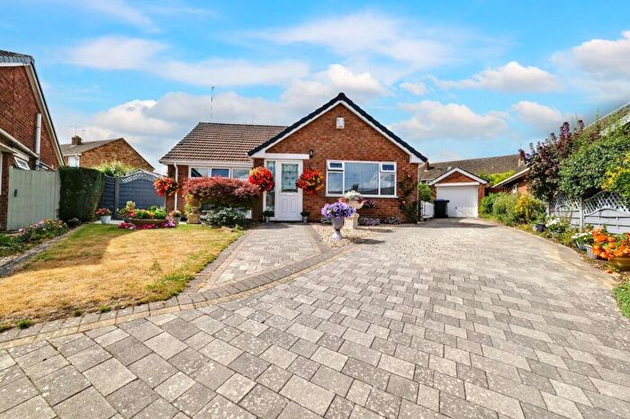 2 Bedroom Detached Bungalow For Sale In Darrach Close, Coventry, CV2
