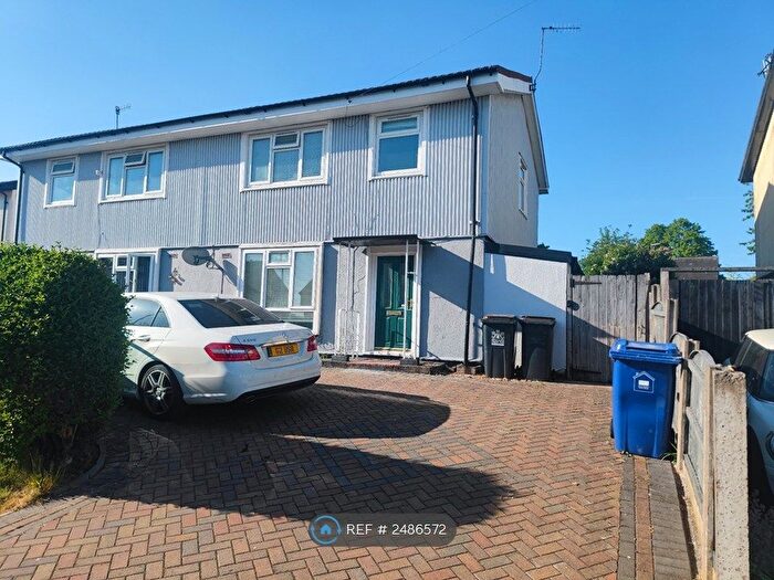 3 Bedroom Semi-Detached House To Rent In Knype Way, Newcastle-Under-Lyme, ST5