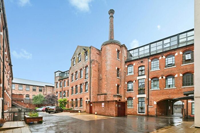 2 Bedroom Flat For Sale In Roden Street, Nottingham, Nottinghamshire, NG3