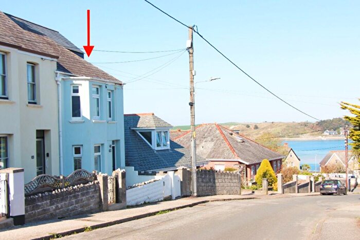 4 Bedroom End Of Terrace House For Sale In Glynn Road, Padstow, Cornwall, PL28