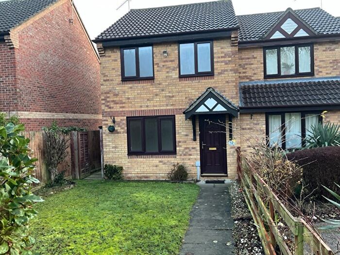 3 Bedroom End Of Terrace House To Rent In Rowan Drive, Bury St Edmunds, IP32