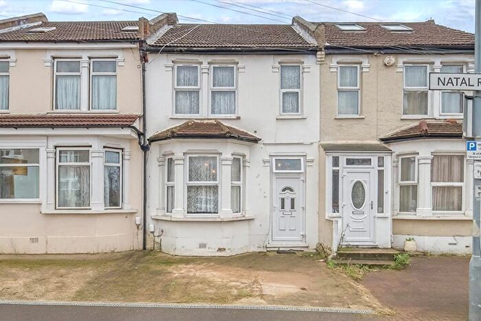 3 Bedroom Terraced House For Sale In Natal Road, Ilford, IG1