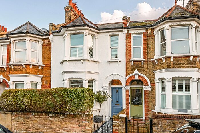 3 Bedroom Terraced House For Sale In Glenwood Road, London, SE6