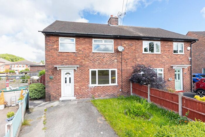 3 Bedroom Semi-Detached House For Sale In Charnock Avenue, Penwortham, PR1