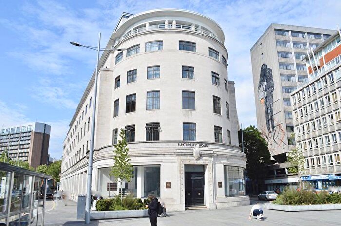 2 Bedroom Flat To Rent In Flat Electricity House, Colston Avenue, Bristol, BS1