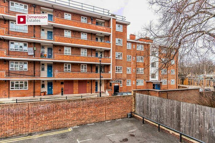 3 Bedroom Flat To Rent In Browning House, Shakspeare Walk, London N16