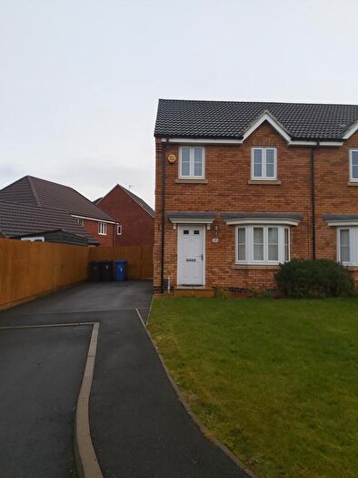 3 Bedroom Semi-Detached House To Rent In Tunstead Drive, Derby, DE73