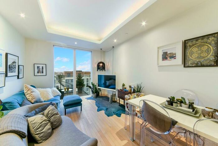 1 Bedroom Apartment To Rent In Park Vista Tower, Wapping Lane, London, E1W