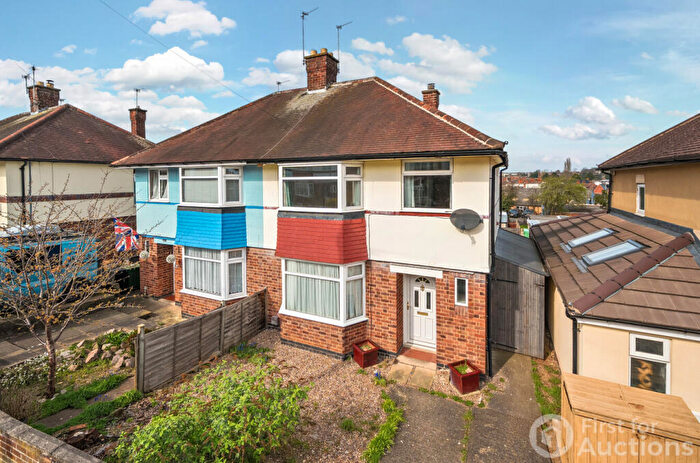 3 Bedroom Semi Detached House For Sale In Avenue Road, Sileby, Loughborough, LE12