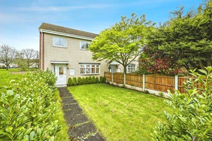 3 Bedroom End Of Terrace House To Rent In Angell Green, Nottingham, NG11