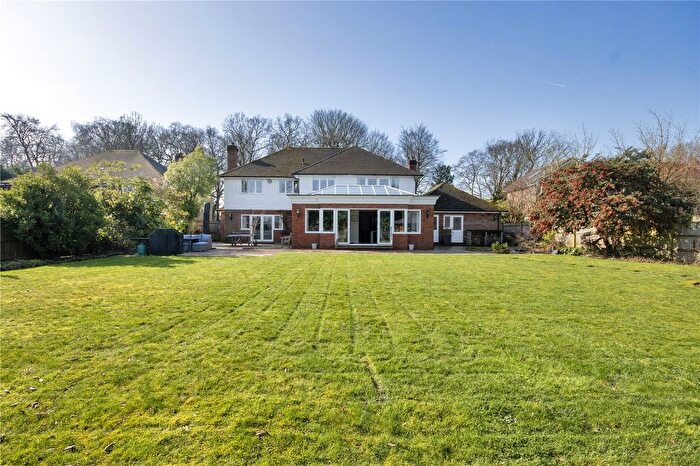 5 Bedroom Detached House For Sale In Hunters Walk, Knockholt, Sevenoaks, Kent, TN14